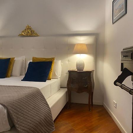 Realpartenope B&B 284 Napoli Dış mekan fotoğraf